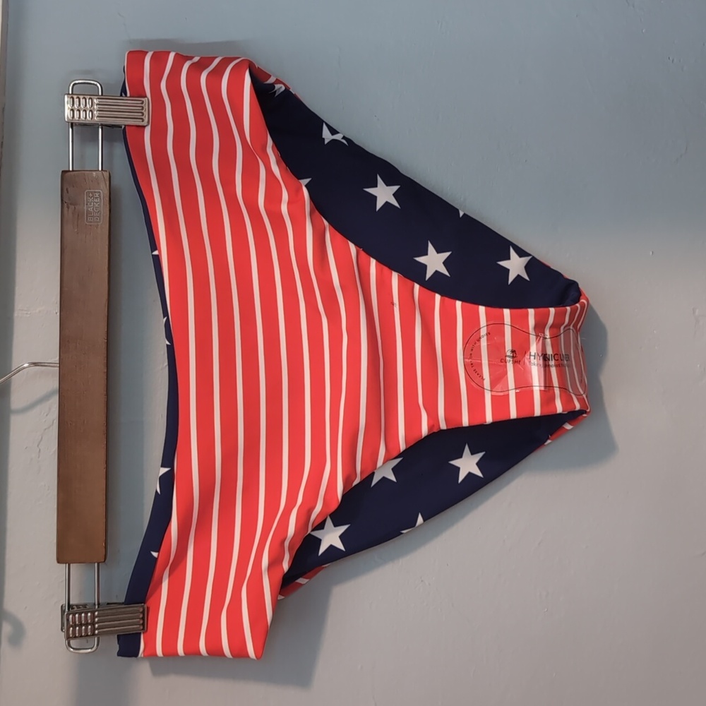 Cupshe American Flag Stars And Stripes Red, White And Blue Bikini Bottoms πΊπΈ - Picture 3 of 7